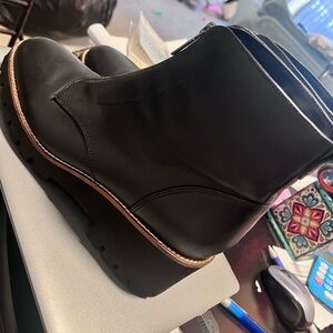 Blondo Black Leather Winter Boots